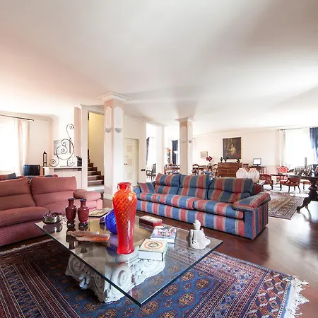 فندق مبيت وإفطار La Gare Fiera 2*